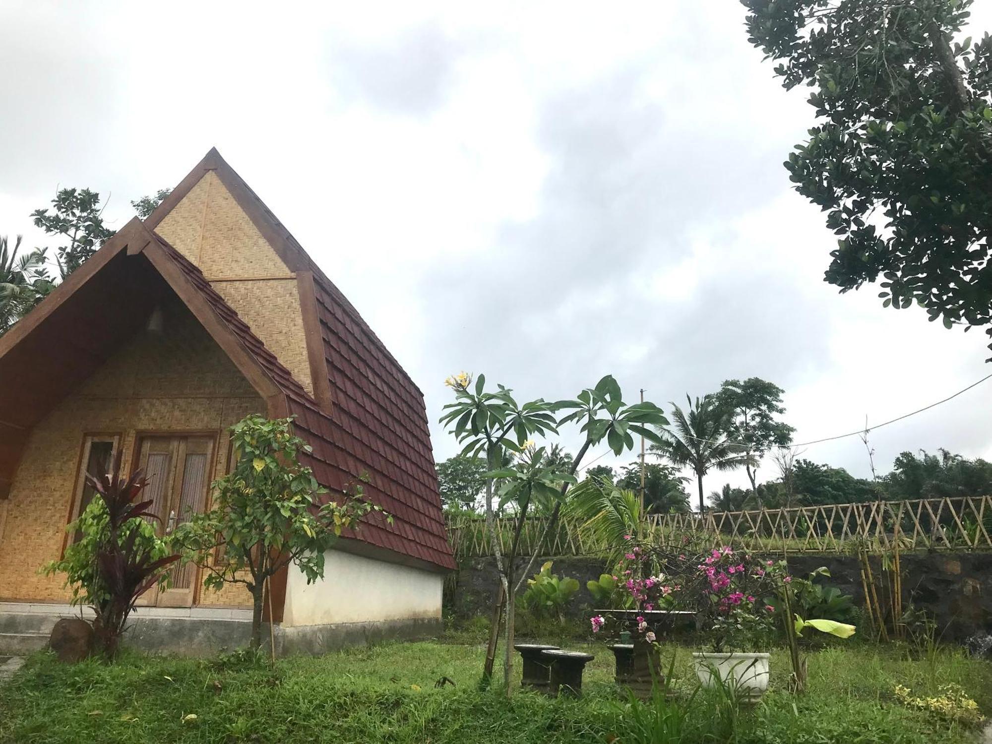 Bello Bungalow Batukliang Экстерьер фото